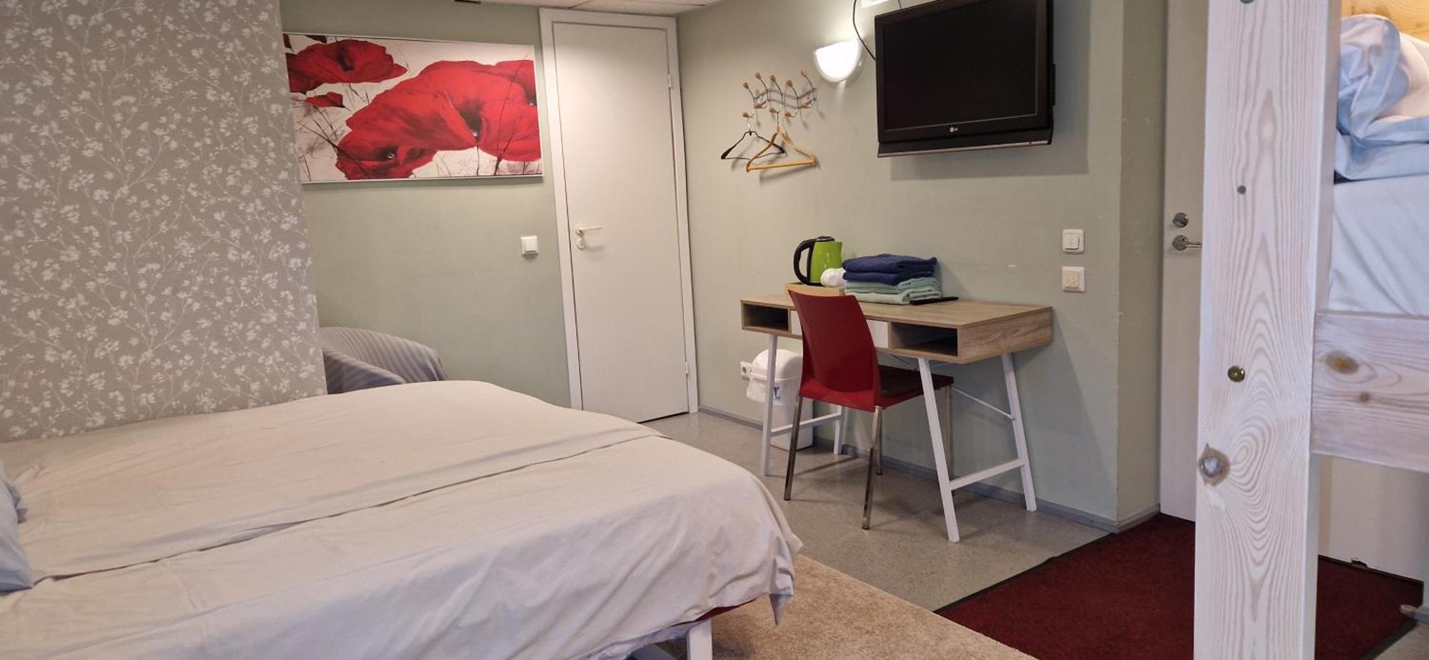 טאלין Freedom65 Hostel And Caravan מראה חיצוני תמונה